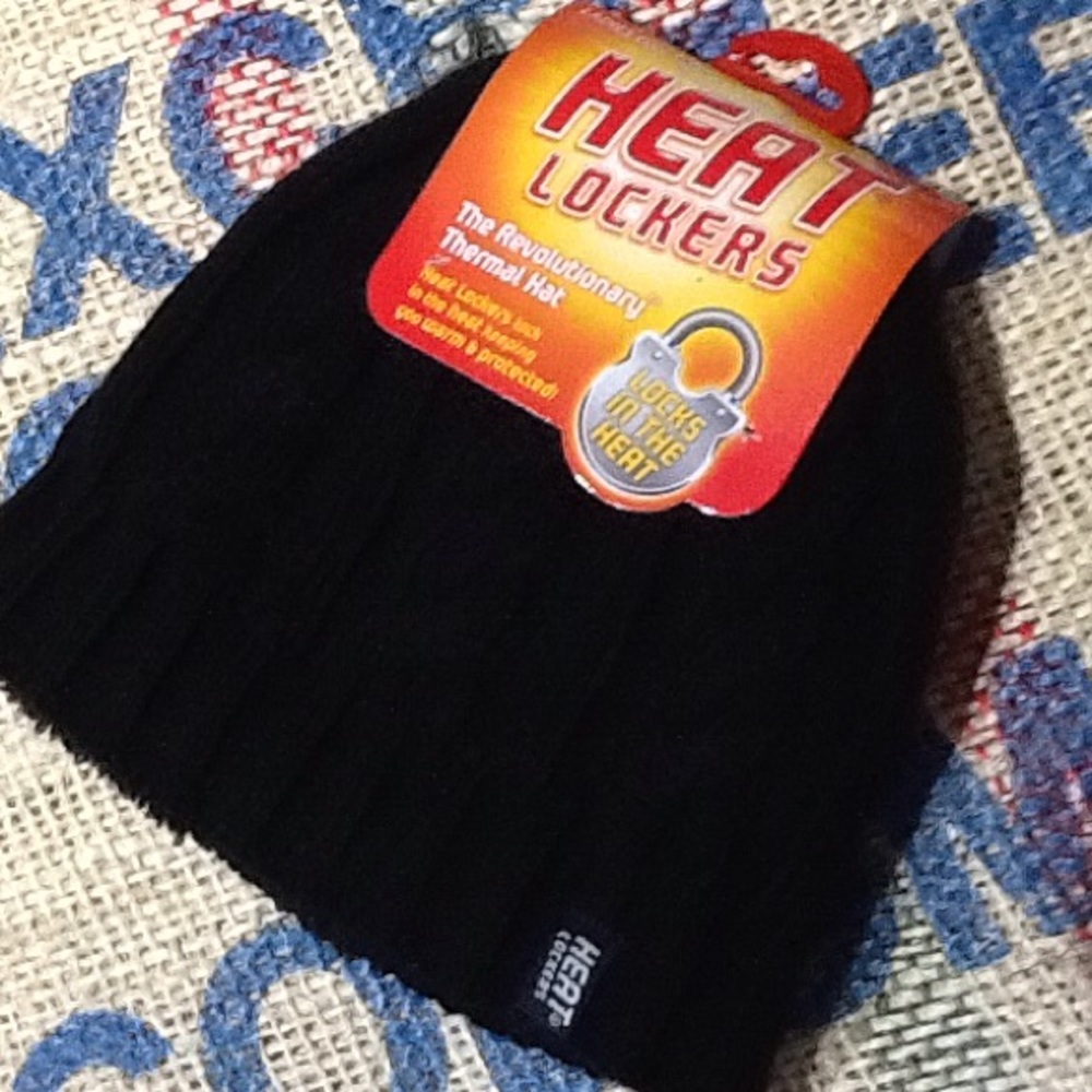 NWT Heat Locker Beanie. Yummy Warm & Soft Inside!